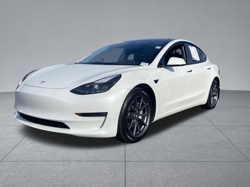 Used 2021 Tesla Model 3 Long Range image 2