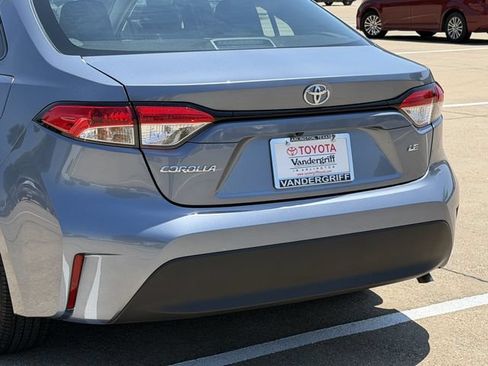 Used 2025 Toyota Corolla LE FWD image 6