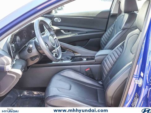 Certified 2023 Hyundai Elantra Limited w/ Cargo Package FWD image 16