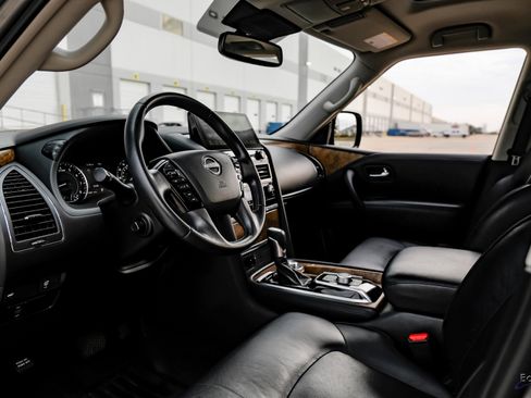 Used 2021 Nissan Armada SL w/ Captain's Chairs Package image 32