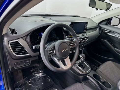 Used 2023 Kia Seltos LX image 14