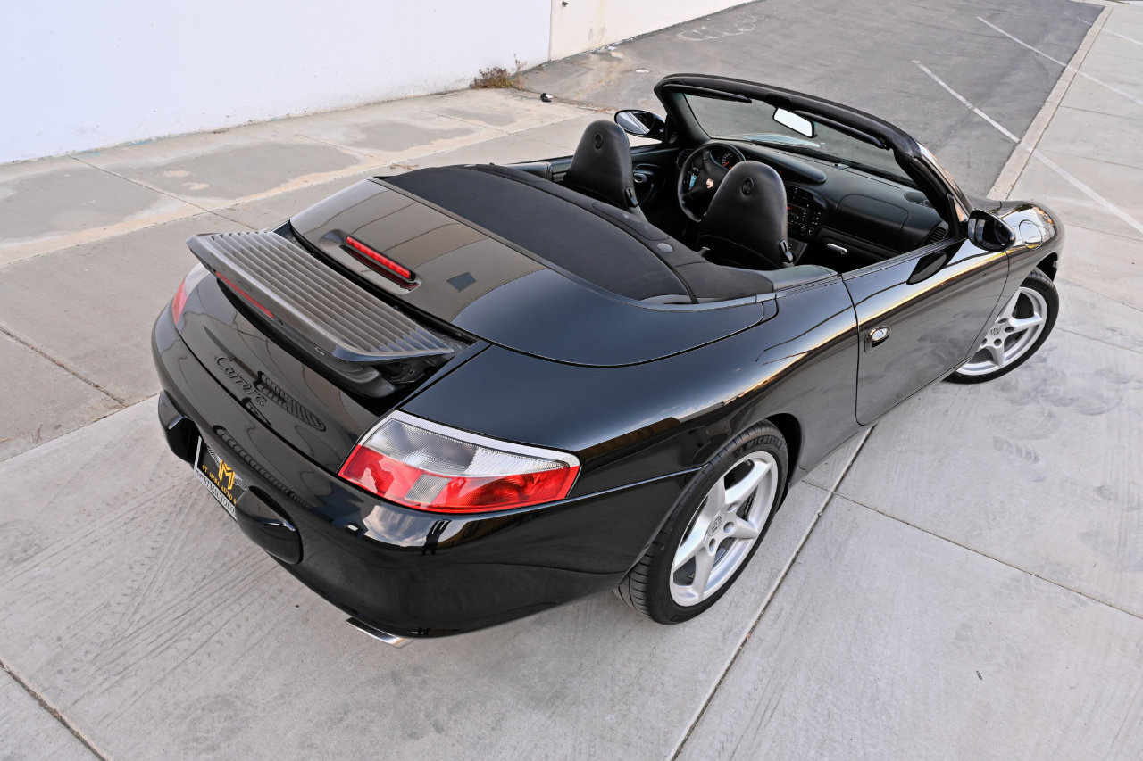 Used 2004 Porsche 911 Cabriolet image 17