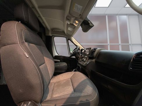 Used 2023 RAM ProMaster 2500 image 9