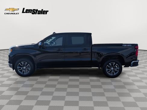 Used 2023 Chevrolet Silverado 1500 LT image 2