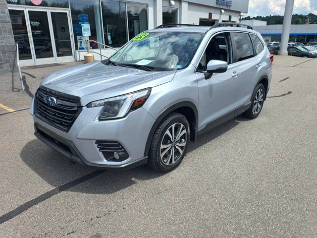 Used 2023 Subaru Forester Limited AWD/4WD image 6