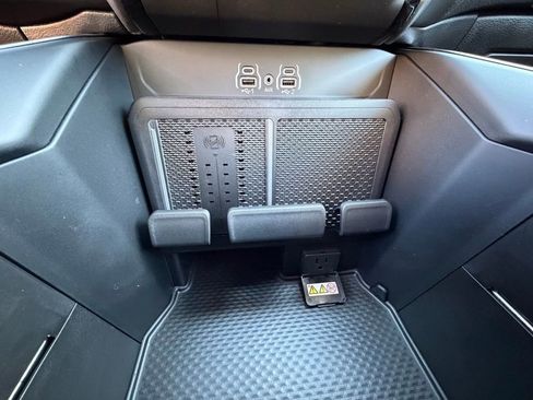 New 2026 RAM 1500 4x4 Crew Cab image 21