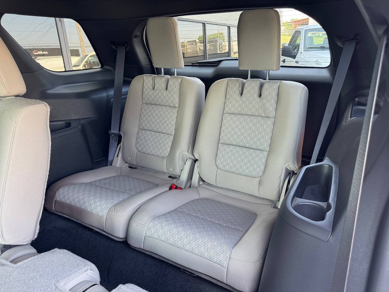 Used 2014 Ford Explorer XLT FWD image 10
