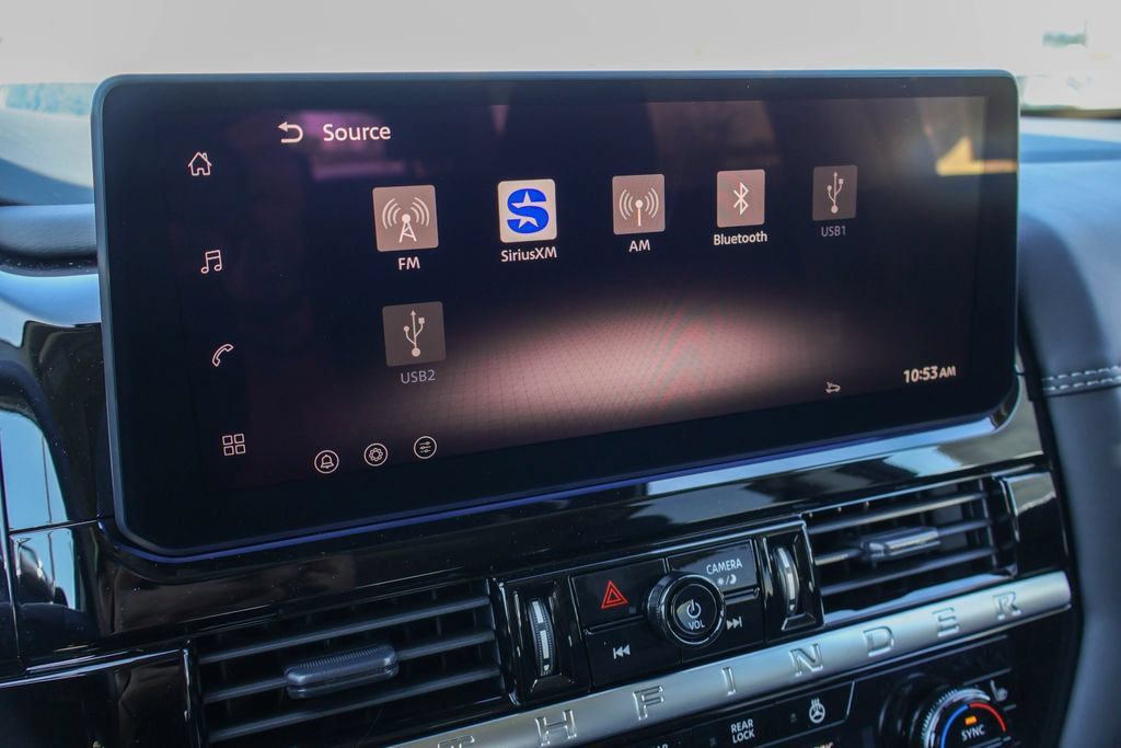 New 2026 Nissan Pathfinder Platinum w/ Accent Package FWD image 5