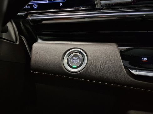 Certified 2024 Cadillac Escalade Sport AWD/4WD image 29