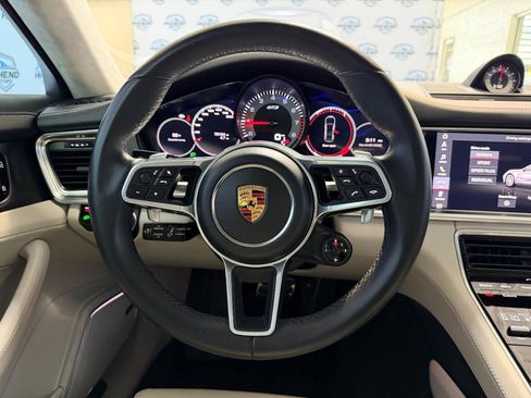 Used 2019 Porsche Panamera GTS w/ Premium Package Plus AWD/4WD image 31
