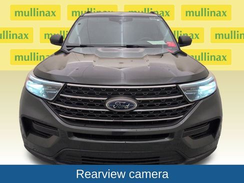 Used 2022 Ford Explorer XLT image 13