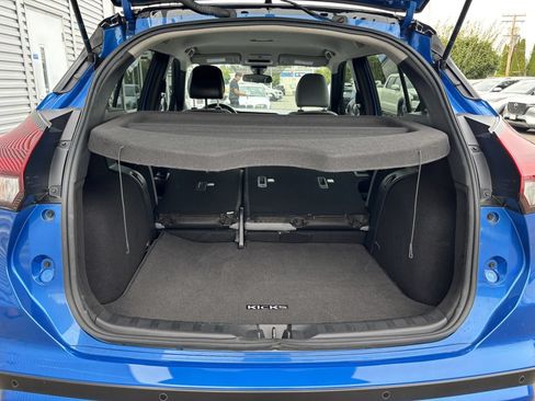 Used 2024 Nissan Kicks SR w/ SR Premium Package FWD image 28