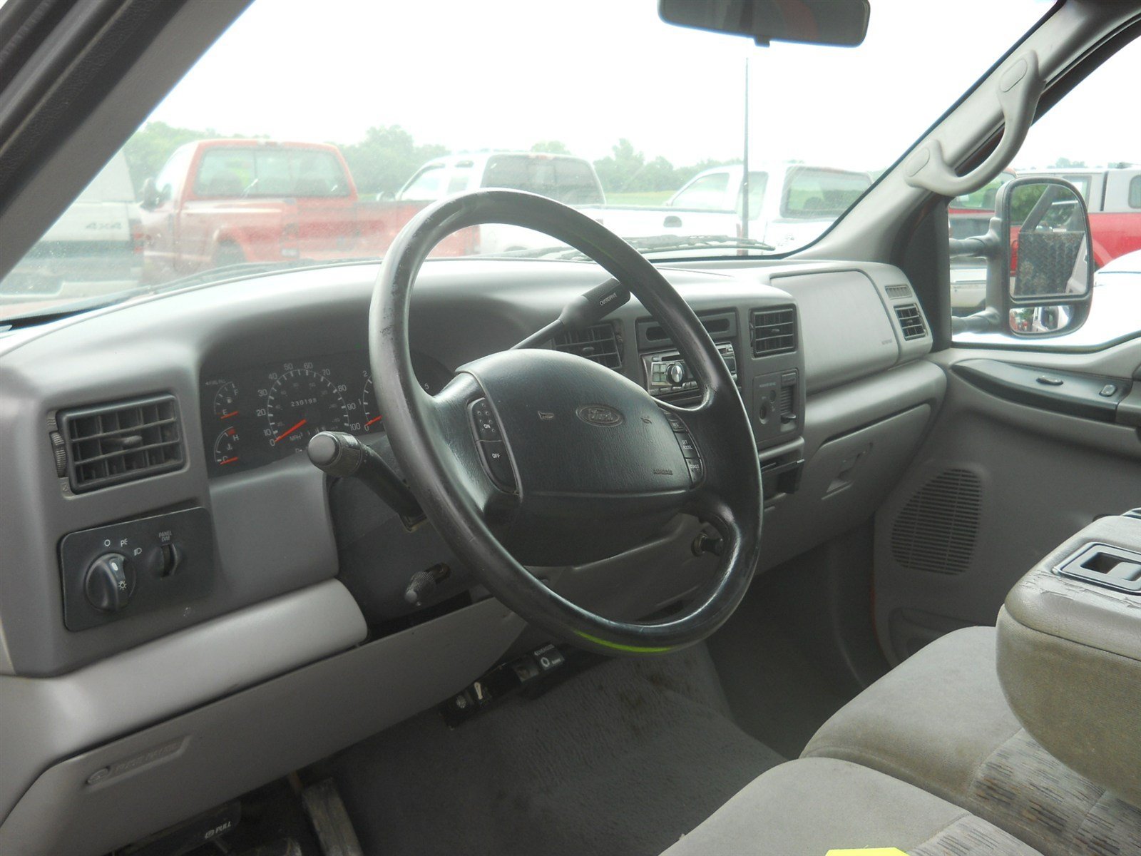 Used 1999 Ford F250 XLT AWD/4WD image 7