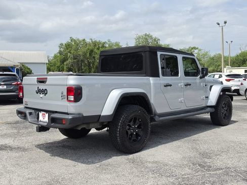 Used 2022 Jeep Gladiator Sport AWD/4WD image 5