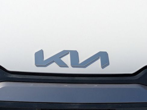 New 2026 Kia Sportage LX FWD image 14