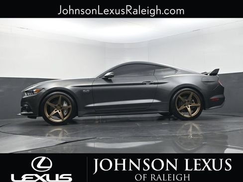 Used 2016 Ford Mustang GT Premium w/ Equipment Group 401A RWD image 19