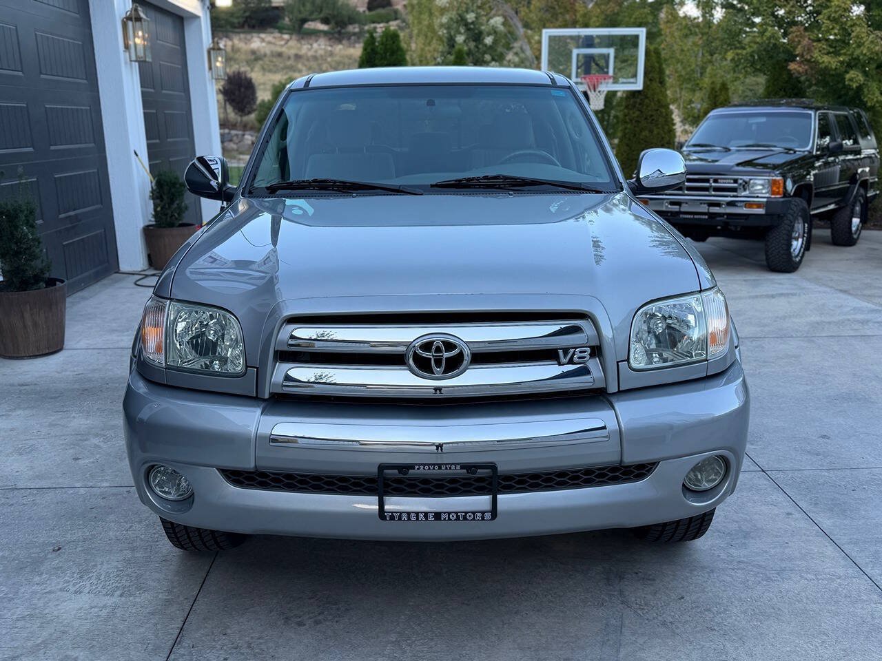 Used 2005 Toyota Tundra SR5 w/ TRD Off-Road Pkg AWD/4WD image 4