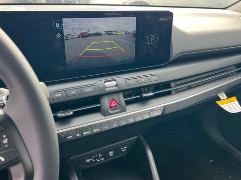 Certified 2025 Kia K4 FWD image 22