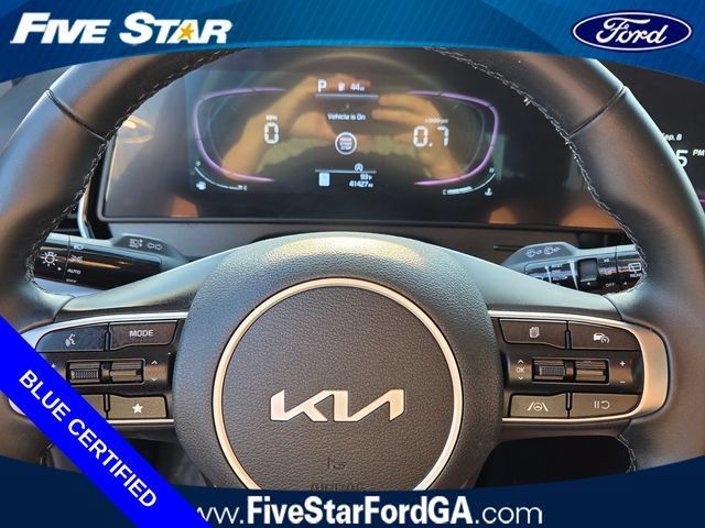 Used 2025 Kia Sportage EX FWD image 24