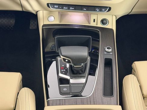 Used 2023 Audi Q5 2.0T Premium Plus w/ Premium Plus Package image 19