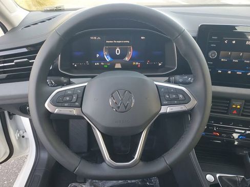 New 2026 Volkswagen Jetta SE FWD image 18