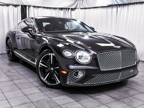 Used 2021 Bentley Continental GT image 2