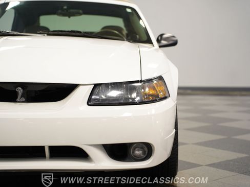 Used 2001 Ford Mustang Cobra RWD image 21