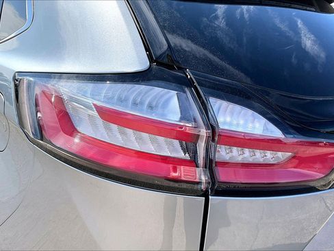 Used 2023 Ford Edge SEL w/ Convenience Package AWD/4WD image 28