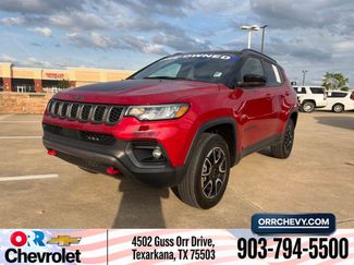 Used 2025 Jeep Compass Trailhawk AWD/4WD video 1