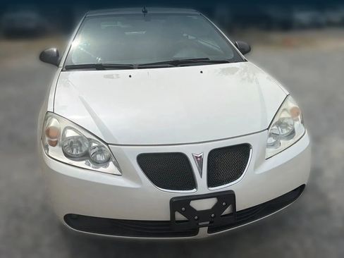 Used 2008 Pontiac G6 GT FWD image 21