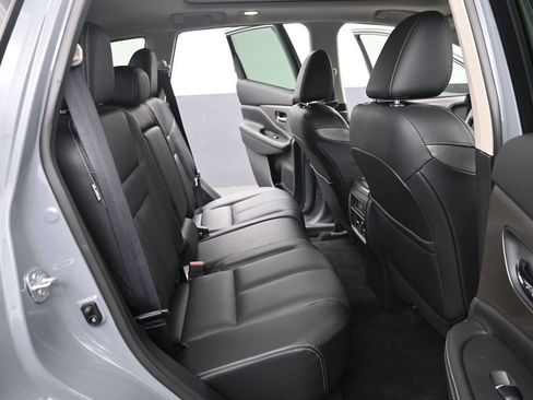 Used 2024 Nissan Murano SL FWD image 28