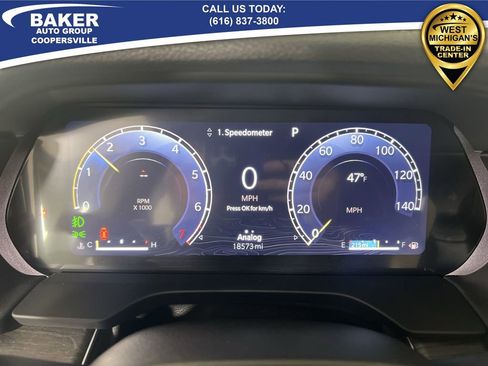 Used 2024 Jeep Grand Cherokee Limited w/ Black Appearance Package image 12