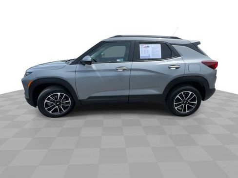 Certified 2025 Chevrolet TrailBlazer LT w/ Driver Confidence Package FWD image 5