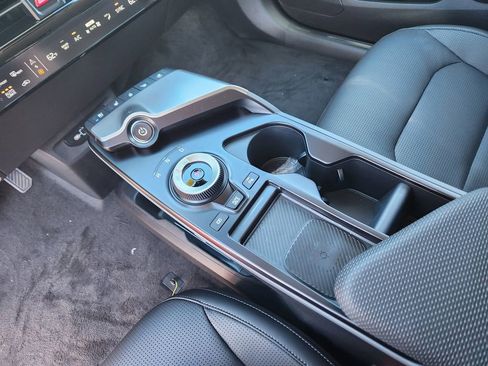 New 2025 Kia EV6 Wind image 19