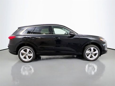 New 2025 Audi Q5 Premium Plus image 8