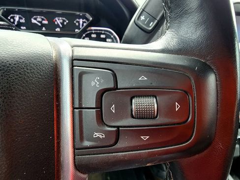 Used 2021 GMC Sierra 2500 SLT w/ SLT Preferred Package image 19