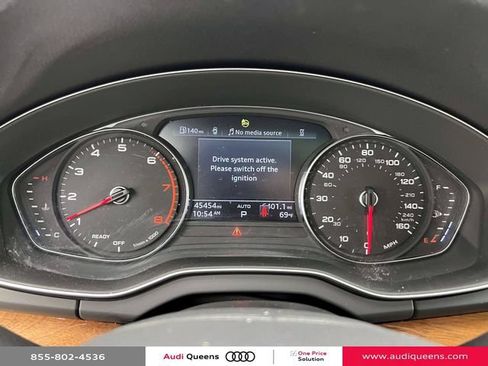 Used 2023 Audi Q5 2.0T Premium w/ Convenience Package AWD/4WD image 26