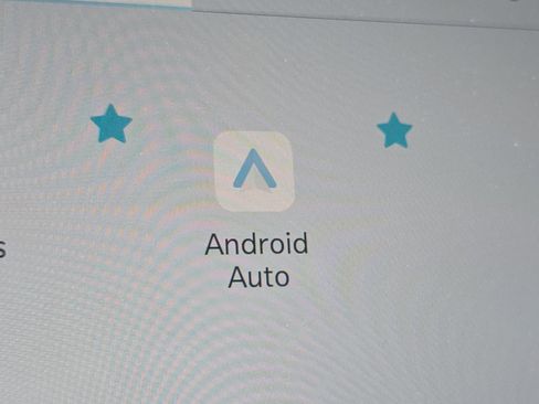 Used 2024 Chrysler Pacifica Touring-L w/ S Appearance Package image 5