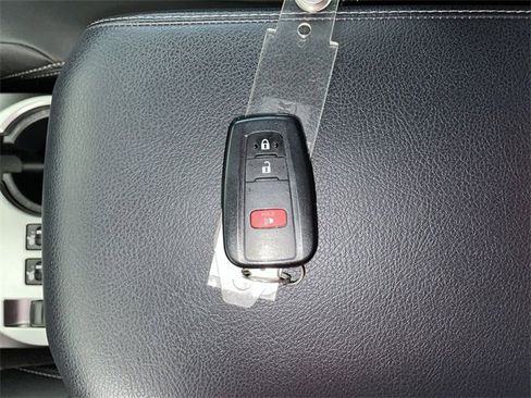 Used 2023 Toyota 4Runner SR5 Premium image 33