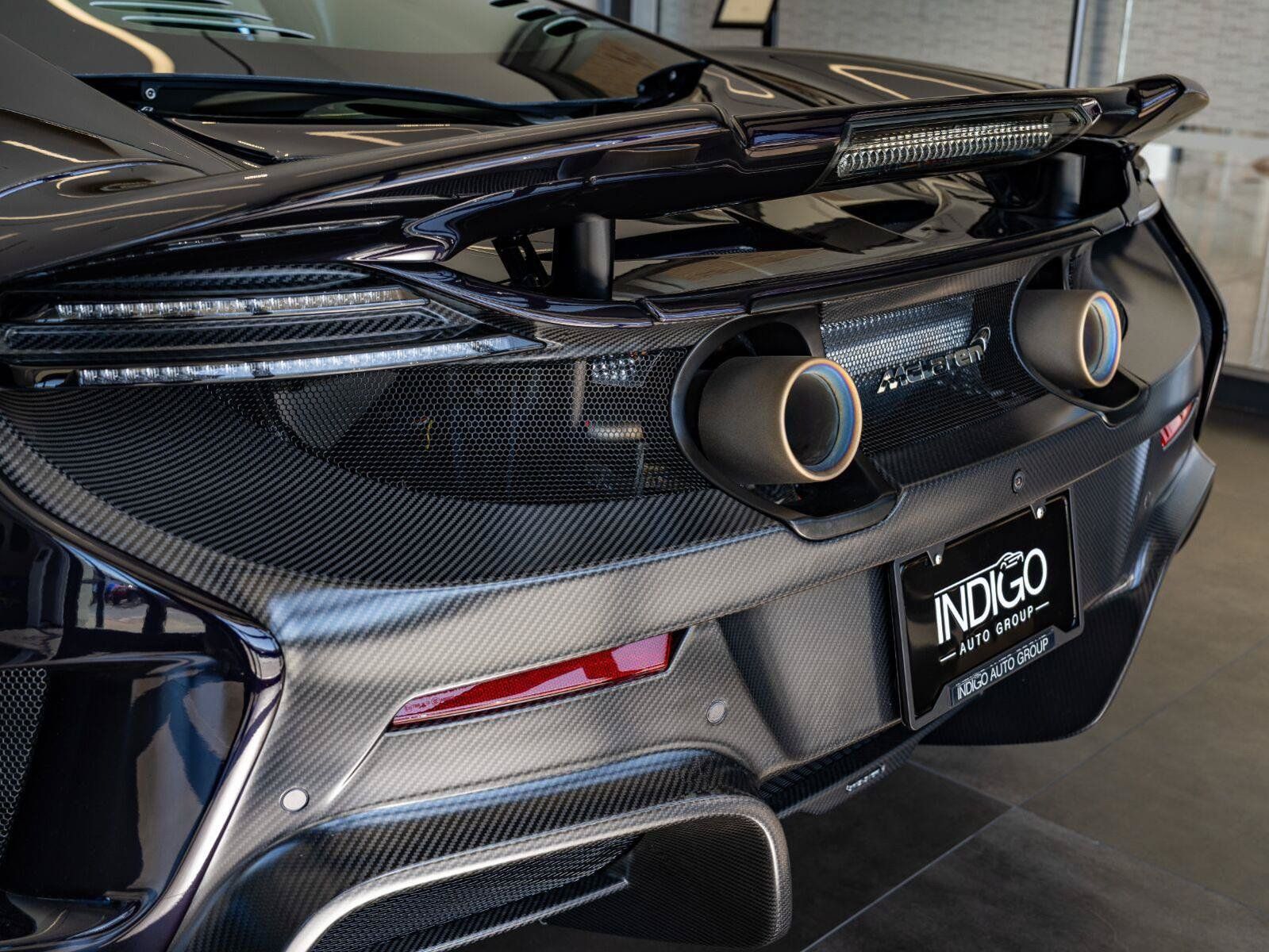 Used 2016 McLaren 675LT Coupe RWD image 42