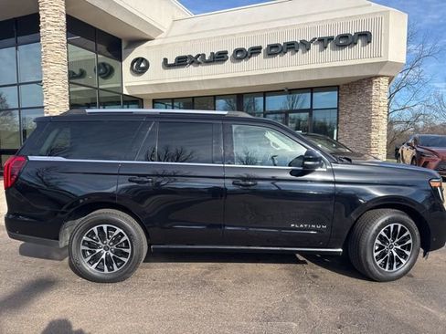 Certified 2025 Ford Expedition Platinum AWD/4WD image 2