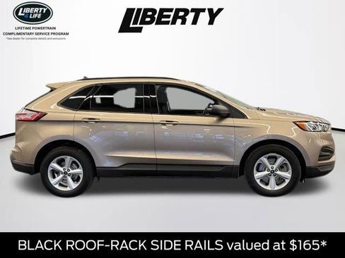 Used 2021 Ford Edge SE image 2