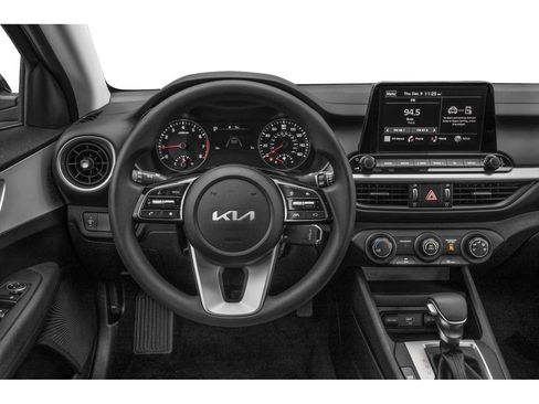 Used 2023 Kia Forte LXS FWD image 4