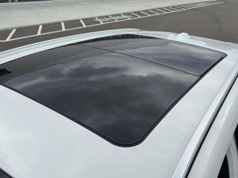 Used 2023 BMW X1 xDrive28i AWD/4WD image 41