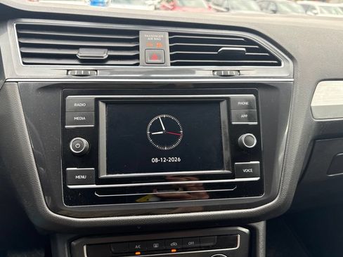 Used 2021 Volkswagen Tiguan S AWD/4WD image 19