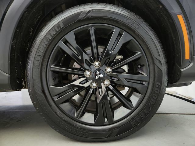 Used 2023 Mitsubishi Eclipse Cross LE AWD/4WD image 29
