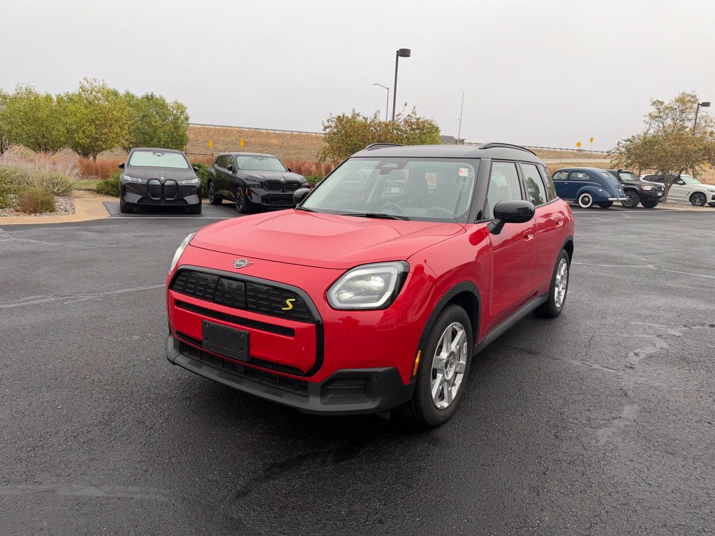 Used 2025 MINI Cooper Countryman SE AWD/4WD image 1