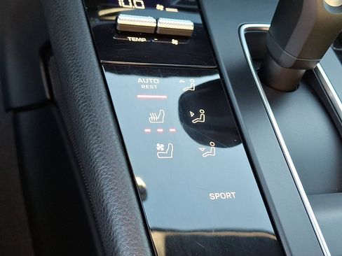 Used 2024 Porsche Macan image 26