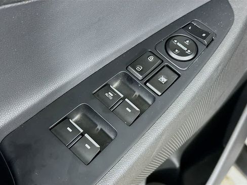 Used 2020 Hyundai Tucson Limited w/ Cargo Package image 29