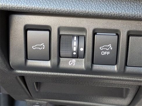 Certified 2025 Subaru Outback Limited image 24